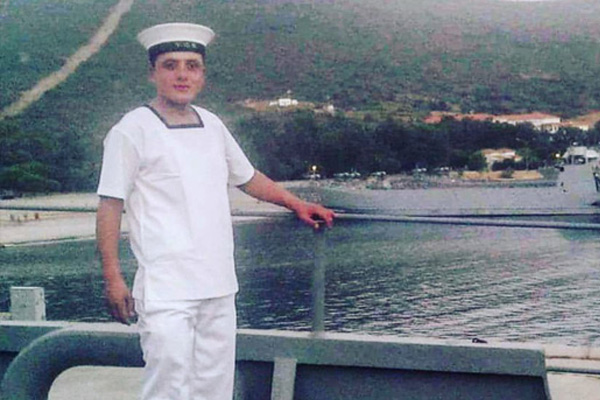 Askeri gemide çıkan yangından kötü haber: 1 şehit