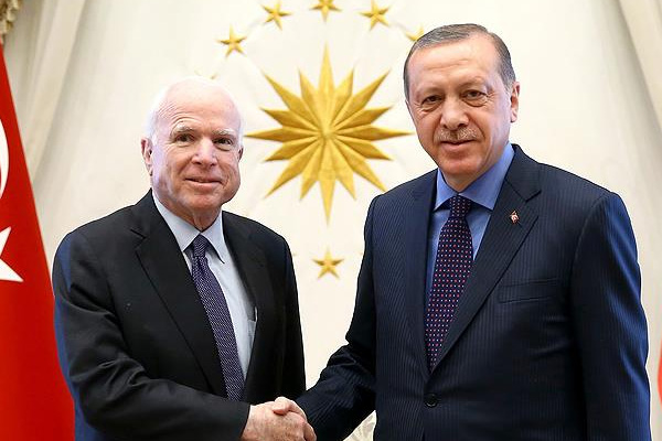 Erdoğan, ABD'nin Arizona Senatörü McCain'i kabul etti