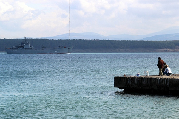 Rus savaş gemisi boğazdan geçti