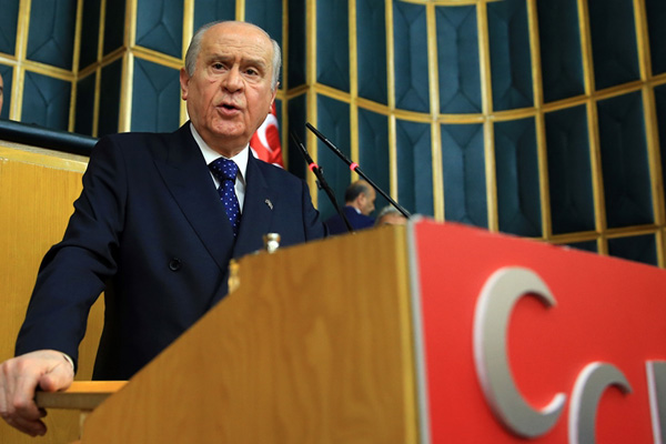 Bahçeli'den MHP muhaliflerine: Bizden uzak Allah'a yakın olun