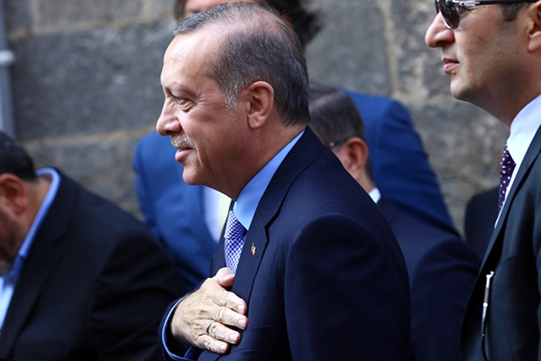 'Erdoğan, Dolmabahçe'deki 'sır' görüşmeden sonra FETÖ'ye operasyon başlatacaktı'