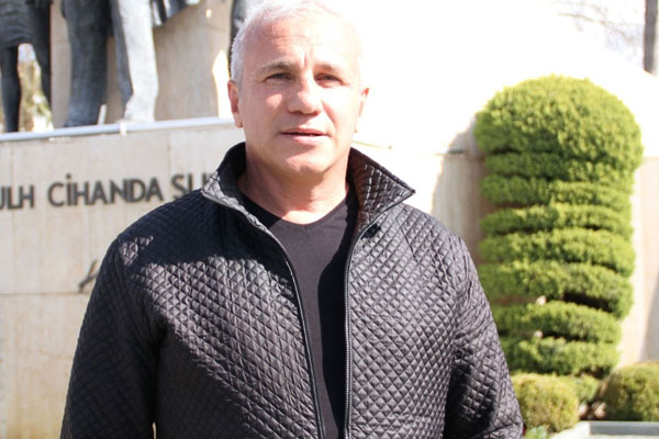 'Bize nezarette Zaman Gazetesi okuma cezası verdiler'