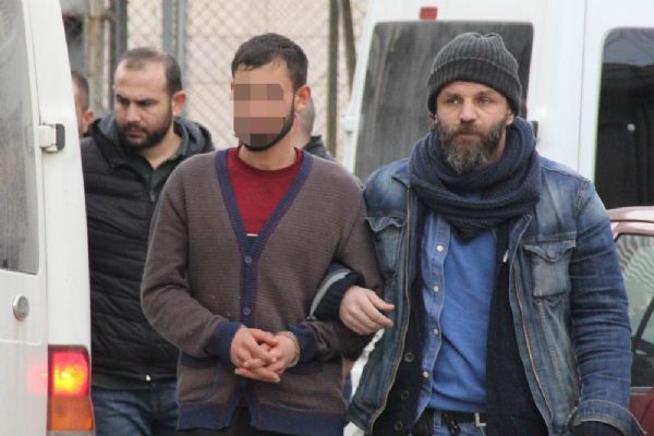 Baba-oğul uyuşturucuyla yakalandı