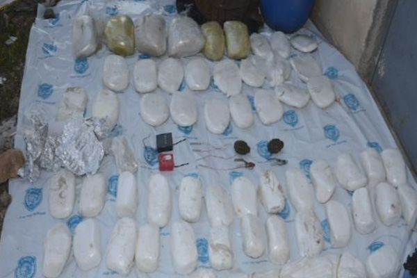 Mersin’de 80 kilo plastik patlayıcı ele geçirildi