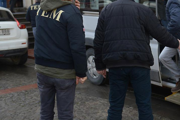 Çipli kimlik kartına geçiş sayısı 1 milyona yaklaştı