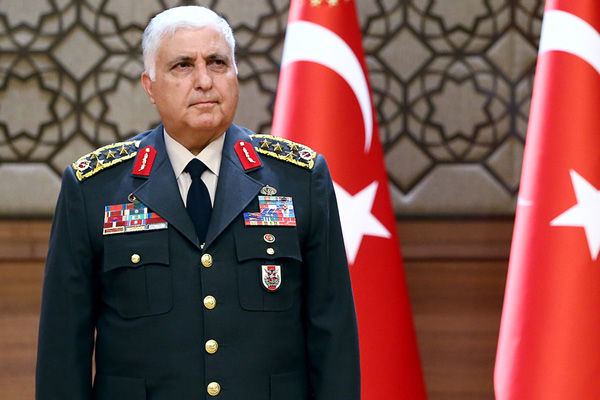 'Necdet Özel döneminde orduyu kıpırdatmak mümkün olmadı...'