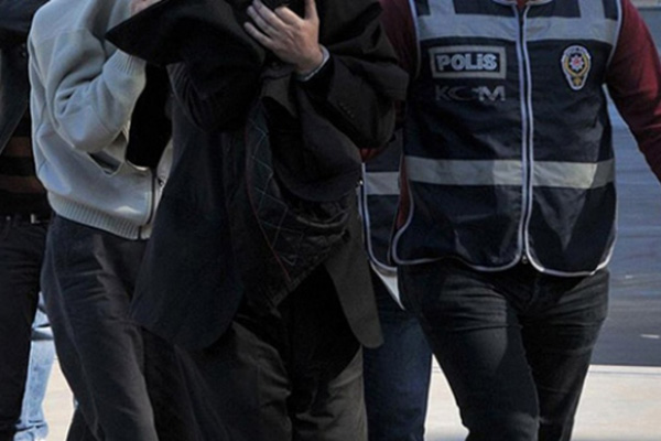 72 polis FETÖ'den gözaltına alındı