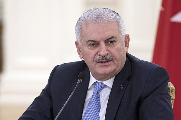 Başbakan: İki başlılık olmaz, irade tek olmalı