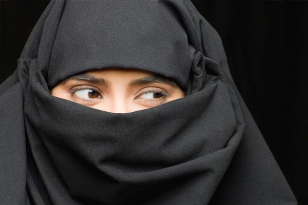 Almanya burkaya yasak getiriyor