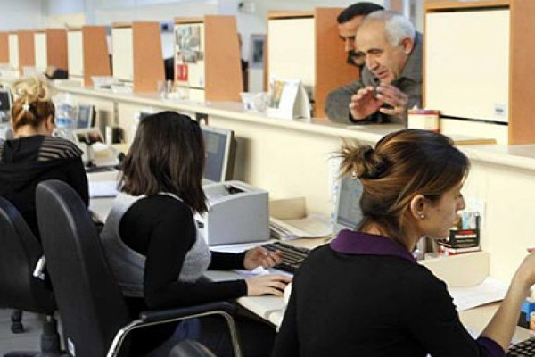 Üniversite mezunlarına İŞKUR'dan memurluk fırsatı