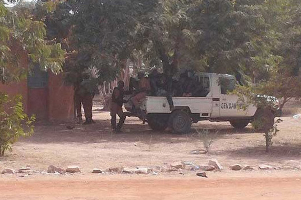 Nijer'de silahlı saldırı: 10 asker öldü