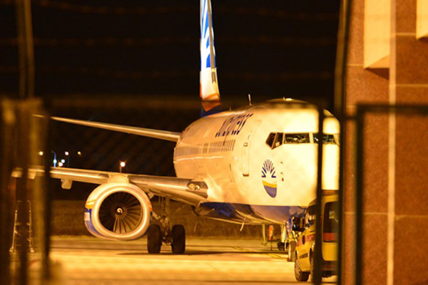 Yolcu rahatsızlanınca, uçak acil indi