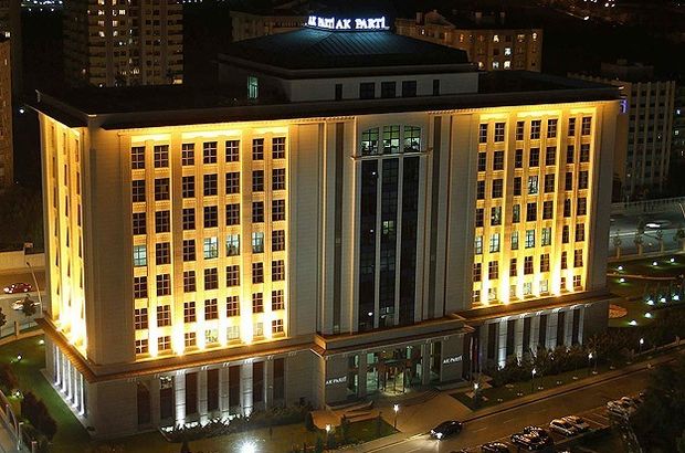 AK Parti'de kritik toplantı başladı