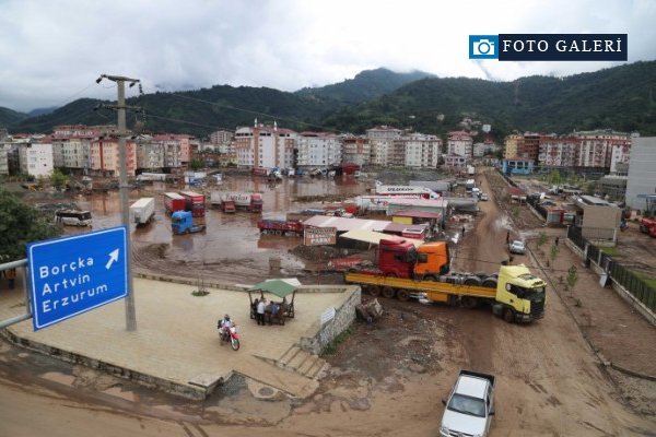 Artvin'de yaralar sarılmaya çalışılıyor