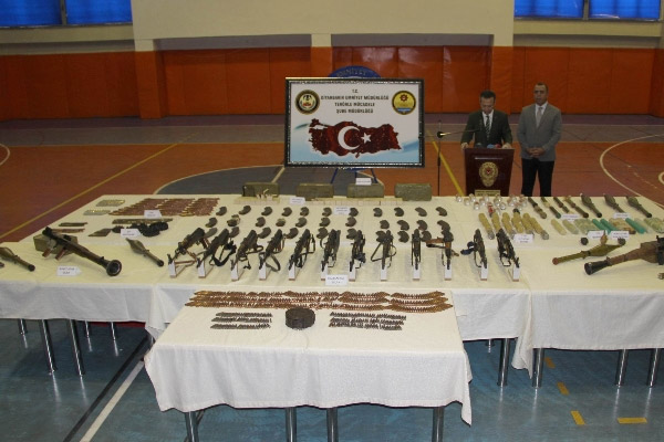 Çay bahçesinden çıkanlar şaşırttı