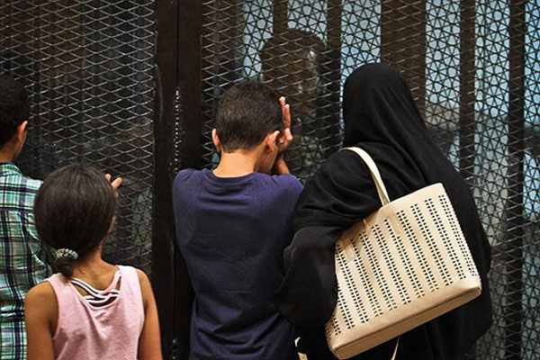 İhvan mensuplarına yine ceza yağdı