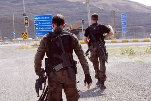 Kars'ta askeri karakola silahlı saldırı