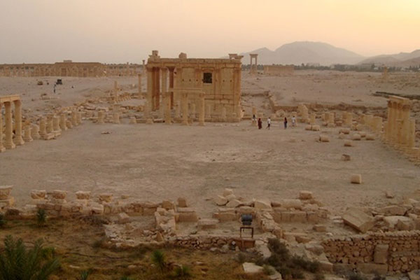 IŞİD bir tapınağı daha havaya uçurdu