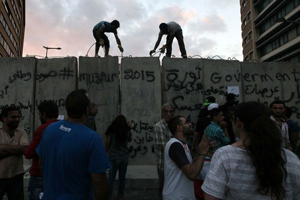 Lübnan'da kriz yeni bir safhaya girdi