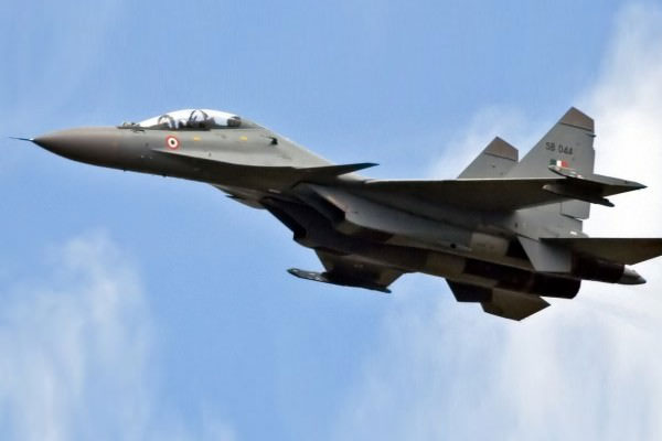 İran şimdi de savaş uçağı istiyor