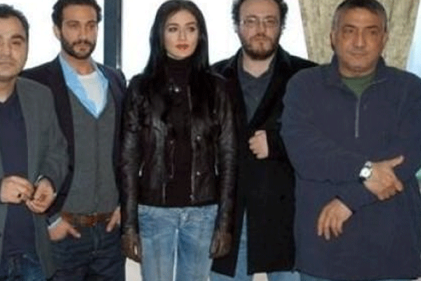 Ünlü oyuncu yaşama veda etti