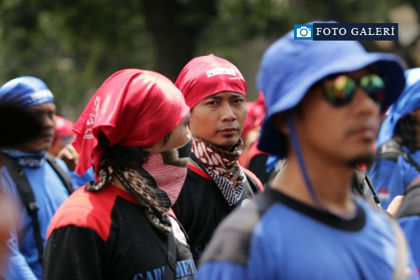 Endonezya'da işçi protestosu