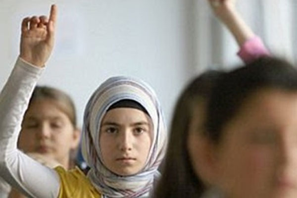 Almanya'da Müslüman öğrencilere bayram tatili