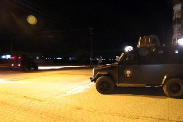 Hendek kapatan polise saldırı