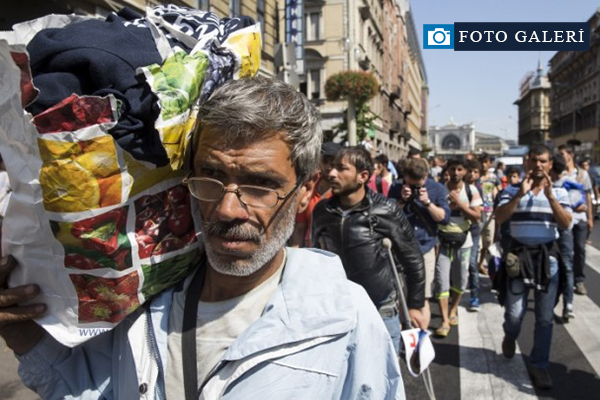 Macaristan'daki göçmeler Avusturya'ya ilerliyor