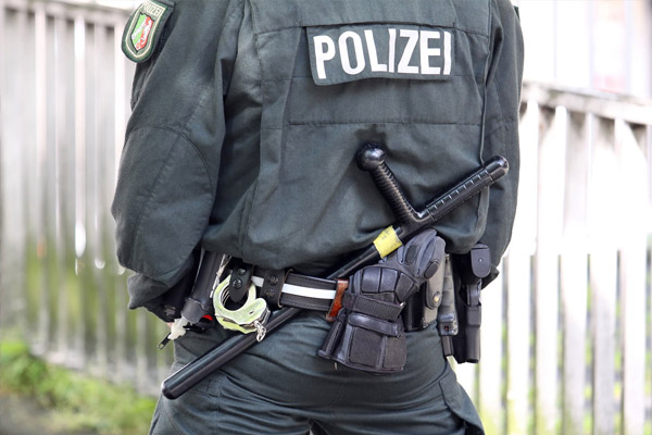 Alman polisi 'Aylan Kurdi'ye hakareti affetmedi