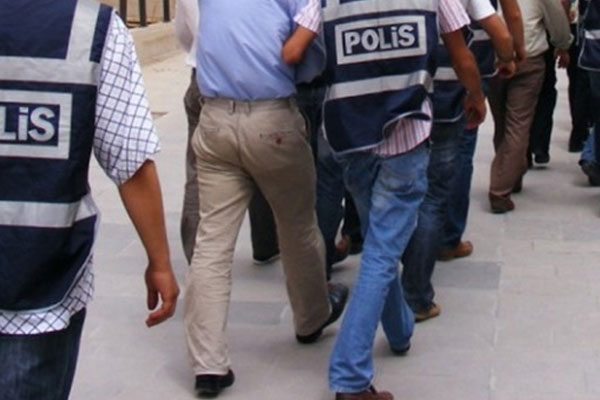 Hakkari'de operasyon: 32 gözaltı