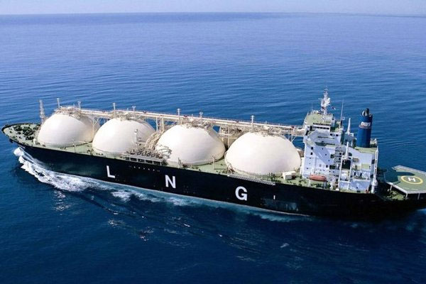 İran petrolü İspanya'dan taşınacak