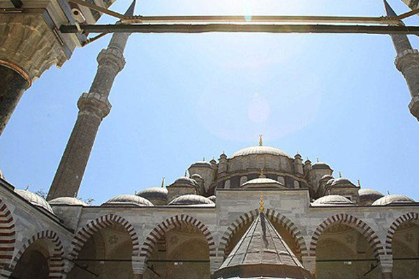 Diyanet'ten sala emri