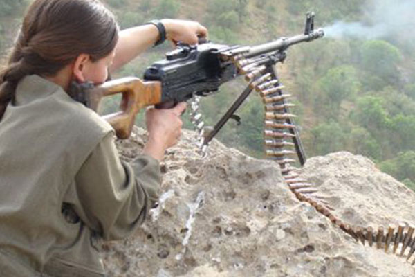 İran'da asker ile PJAK çatıştı