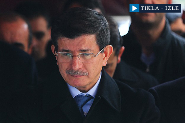 Davutoğlu gözyaşlarına hakim olamadı!
