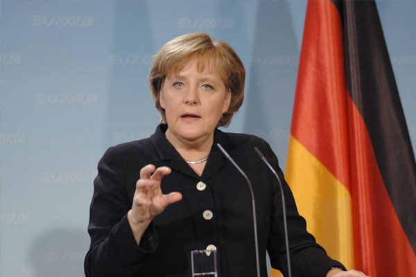 Merkel'den PKK için net tavır