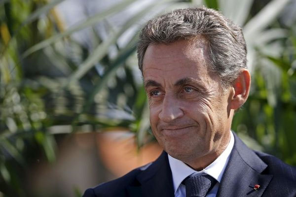 Sarkozy yolsuzluk davasından beraat etti