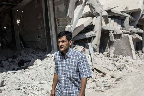 'Kobani’de kalıp, şehrin inşasına yardım edeceğim'