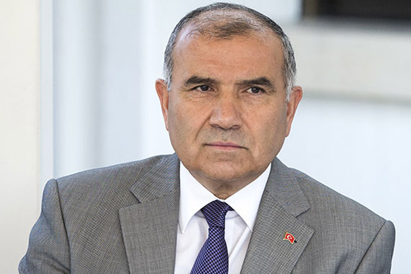 Bakan Alaboyun'un acı günü