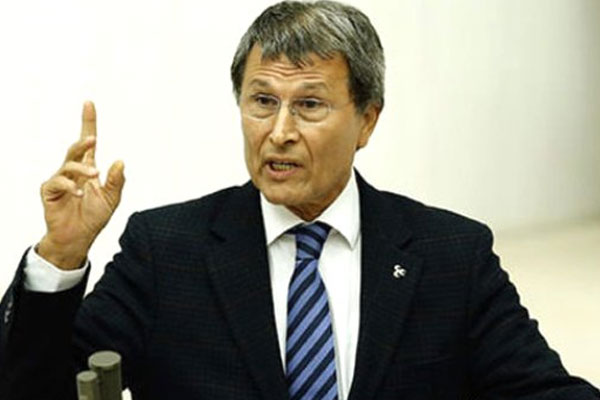 Ülkü ocaklı gönderme: 'Herkes kefen giyer'