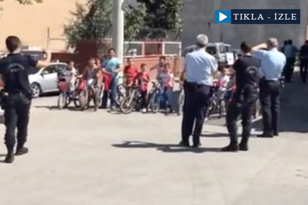 Ankaralı çocuklardan polise destek