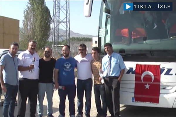 Tokat'an Van'a Selam gönderen gençler...