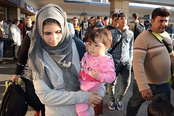Yeşiller Partisi'nden Suriyeli çağrısı