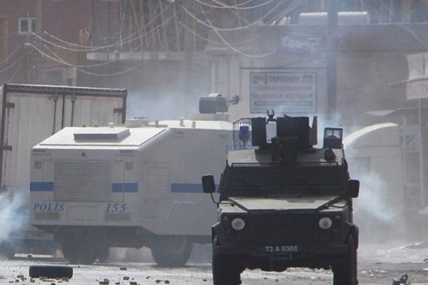 Şırnak'ta polise bombalı saldırı: 2 şehit