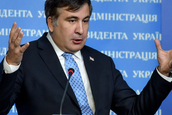 Saakaşvili'den 'paralel devlet' itirafı