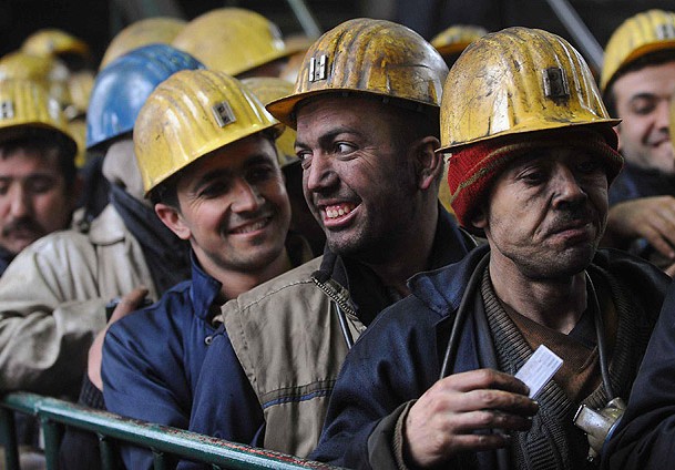 40 meslekte belgesiz çalışılmayacak