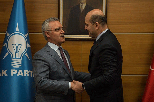 Süleyman Soylu'dan görev teslimi