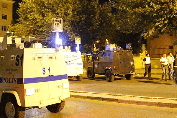 Emniyet Müdürlüğü'ne saldırı