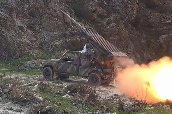 İslam Ordusu Rus askerine saldırdı