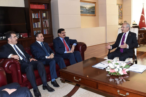 Kılıçdaroğlu Kuzey Irak heyetiyle görüştü